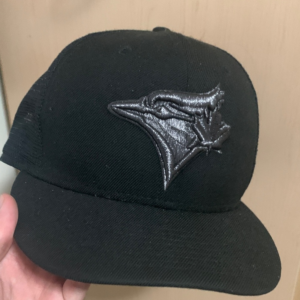 Blue Jays New Era Black and Silver Cap